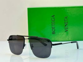 Picture of Bottega Veneta Sunglasses _SKUfw55533322fw
